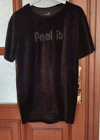 Siyah kadife Tişörtü Velcro Detaylı - Görsel 2