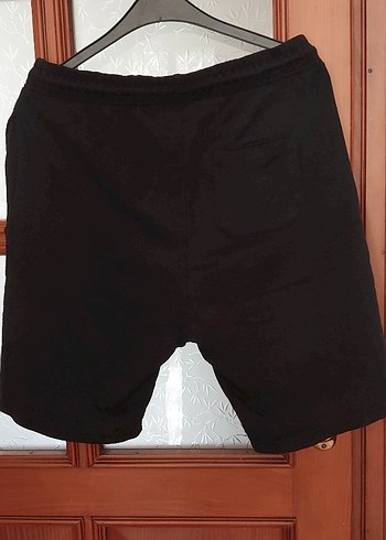 Siyah Pamuklu Rahat Kesim Erkek Şort - Görsel 4