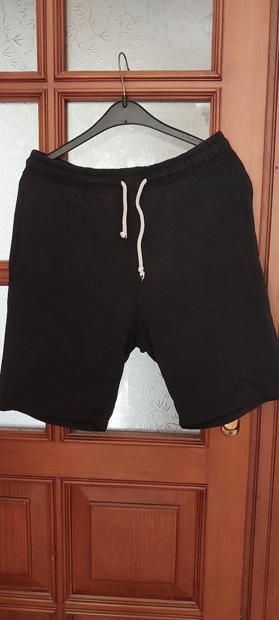 Siyah Pamuklu Rahat Kesim Erkek Şort - Görsel 2