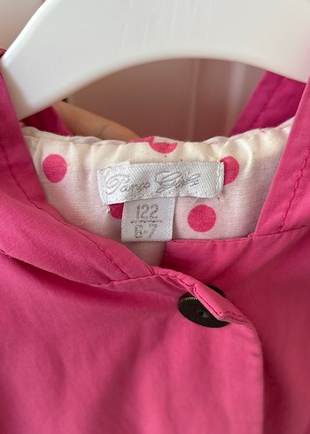 Kız Çocuk Pembe Kapüşonlu Düğmeli Yağmurluk - Görsel 2
