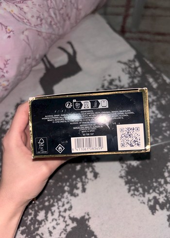 Carolina Herrera God Girl Blush Elixir Kadın Parfümü 80ml - Görsel 3