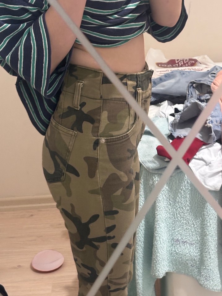 Kamuflaj pantolon bershka - Görsel 2
