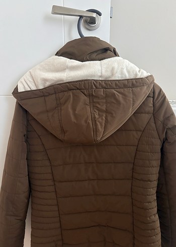 Düğmeli Kadın Kahverengi Kış Montu lcw haki - Görsel 3