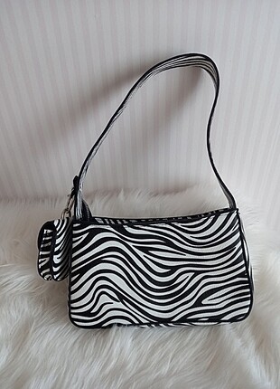 Zebra Cüzdanlı Baget Çanta