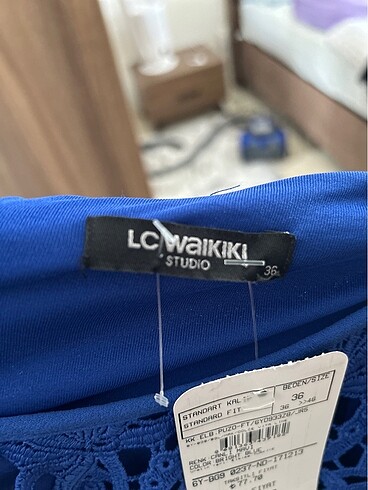 36 Beden ELBİSE LC WAİKİKİ