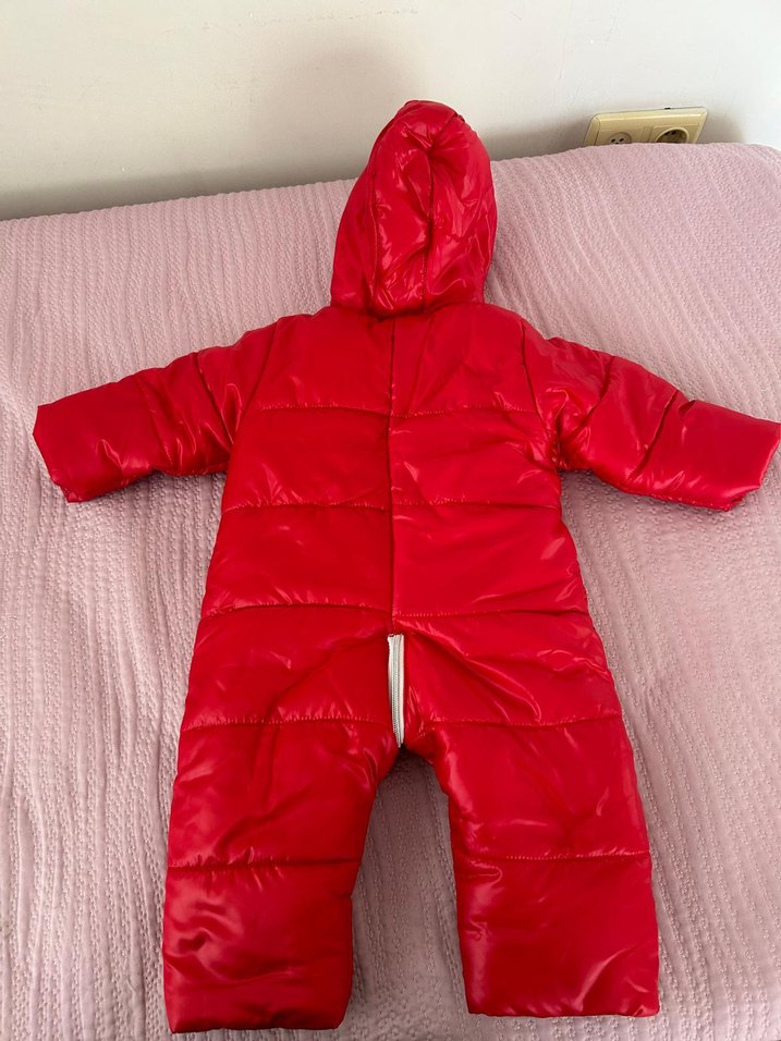 Kız Bebek Kırmızı Kürklü Nakışlı Tulumu - Görsel 2