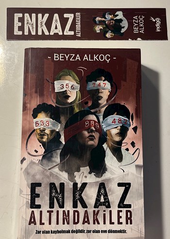 Enkaz Altındakiler - Beyza Alkoç