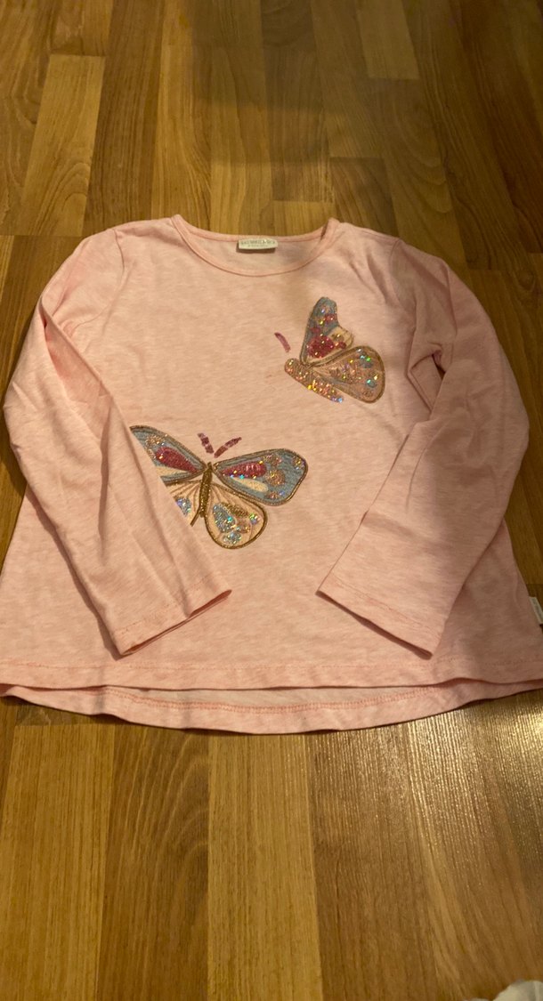 Pembe Uzun Kollu Kelebek Baskılı Tişört - Görsel 2