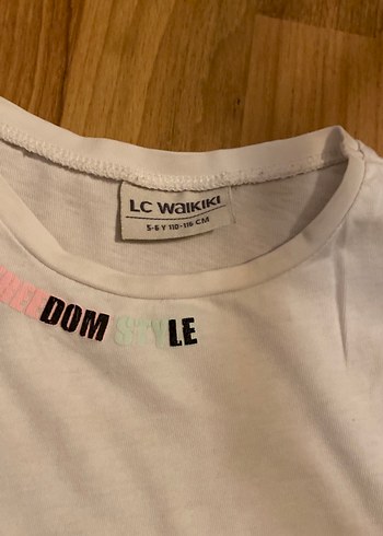 Kız Çocuk Beyaz Kısa Kollu Tişört - Görsel 2