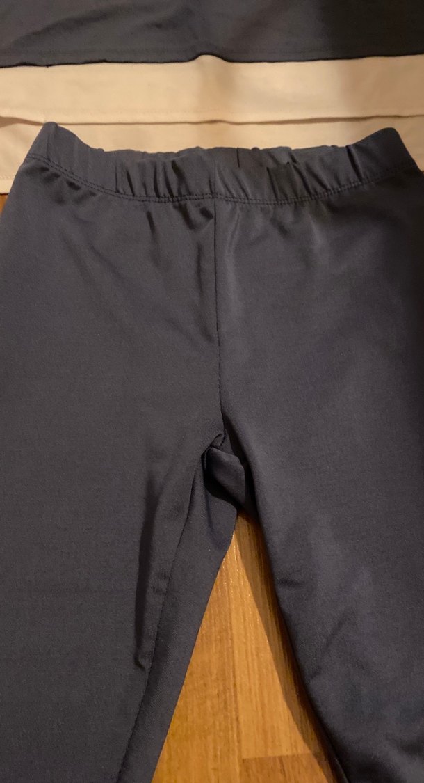 Kızlar için Gri Kapüşonlu Tişört ve Eşofman Altı Takımı - Görsel 2