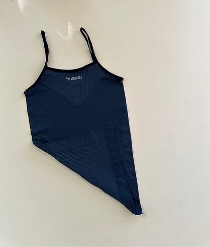 xs Beden Hummel şık atlet