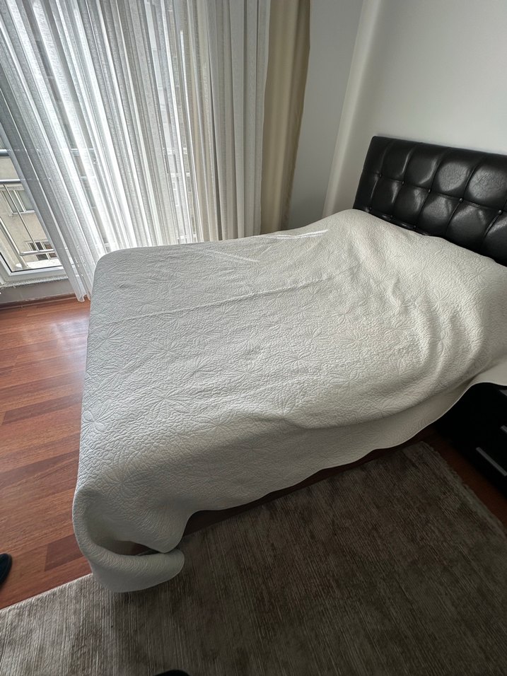 Beyaz Düz Yatak Örtüsü - Görsel 4