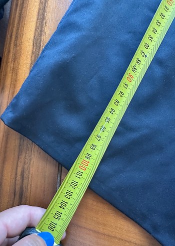 Cotton Bar Siyah Drapeli V Yakalı Midi Elbise