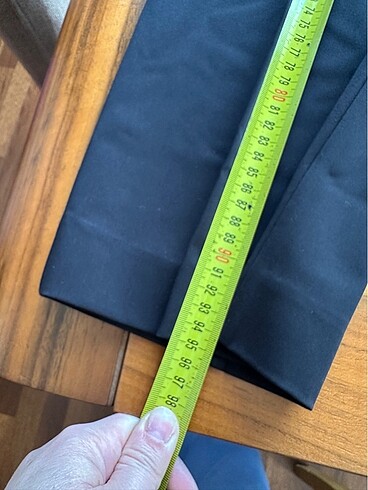 32 Beden siyah Renk 32 beden mango