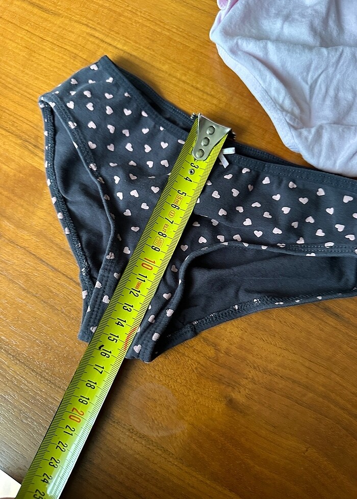 Üç adet fiyatıdır sekiz yaş ölçü görselde - Görsel 3