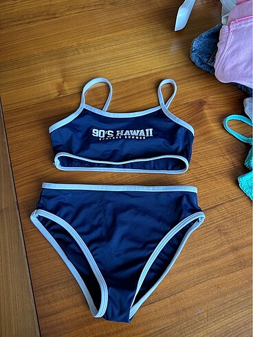 Lcw bikini 7 8 yaş
