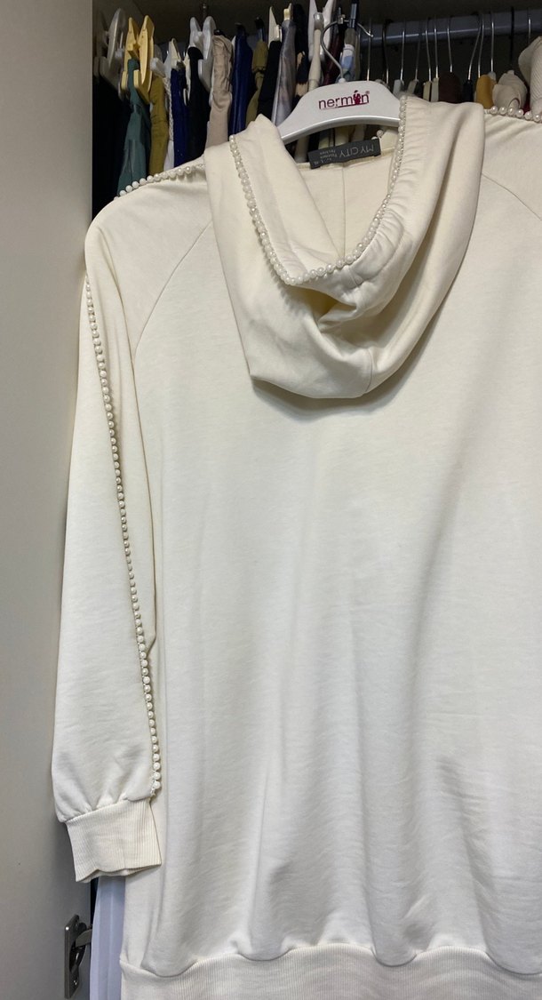 İnci  Detaylı Beyaz Kadın Sweatshirt - Görsel 4