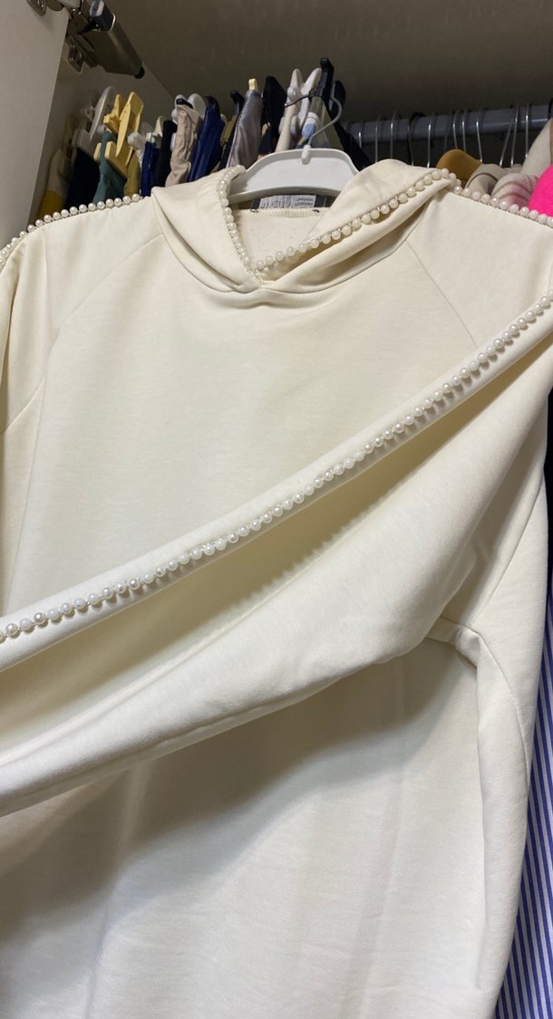 İnci  Detaylı Beyaz Kadın Sweatshirt - Görsel 3