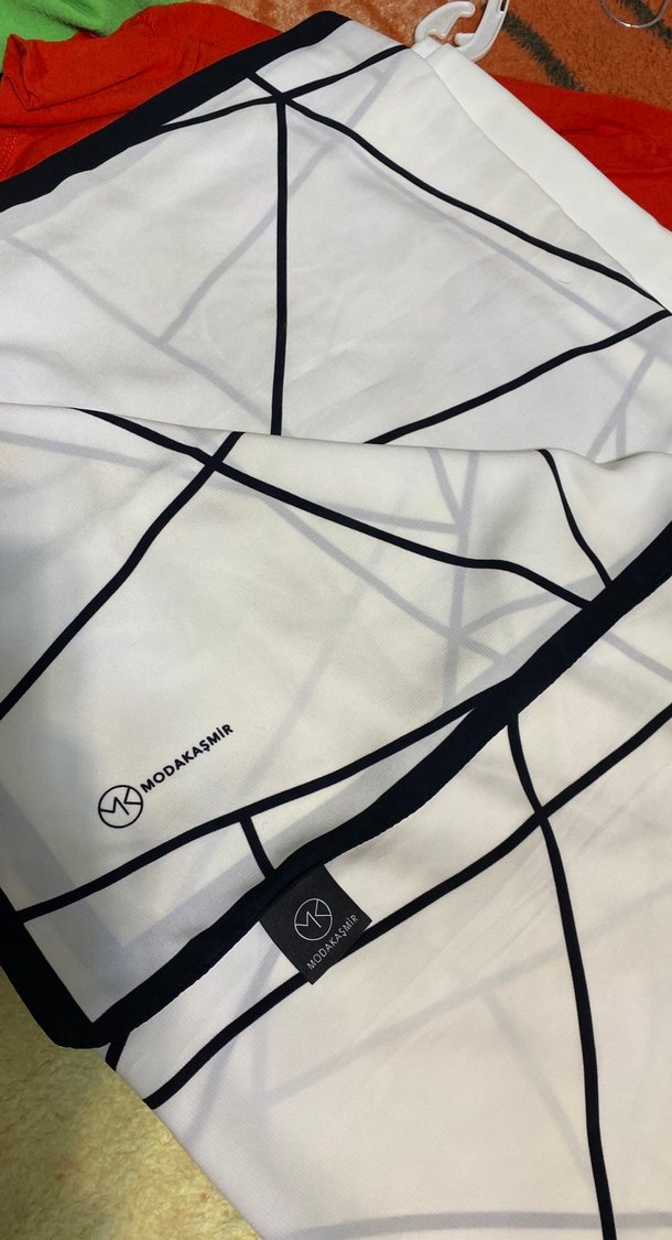 Gri Kadın Street Wear Şal - Görsel 2