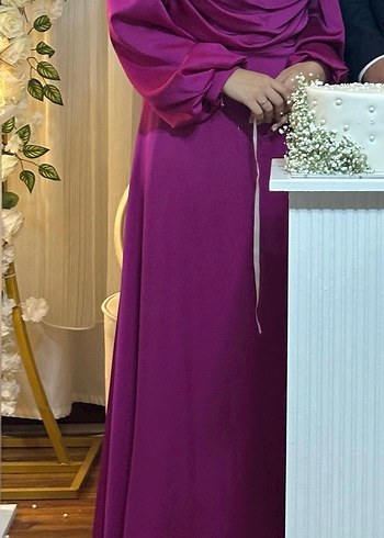 Parlak fuşya drapeli Uzun kuyruklu Kadın abiye Elbise - Görsel 2