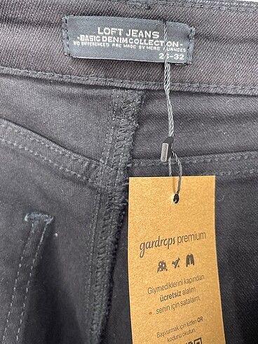 26 Beden siyah Renk Loft Jean / Kot %70 İndirimli.