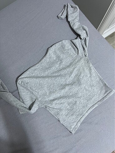 Bershka gri üst