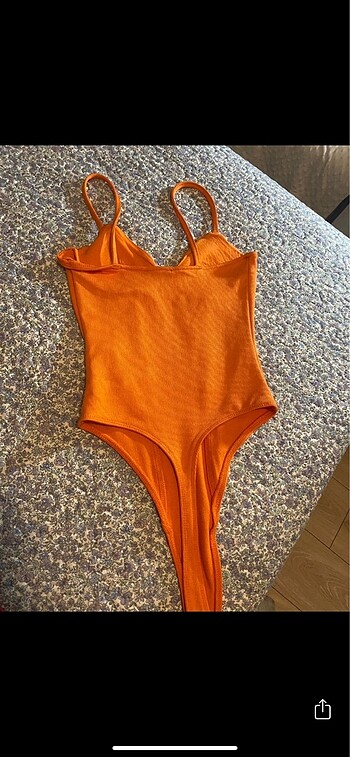 xs Beden bershka yeni