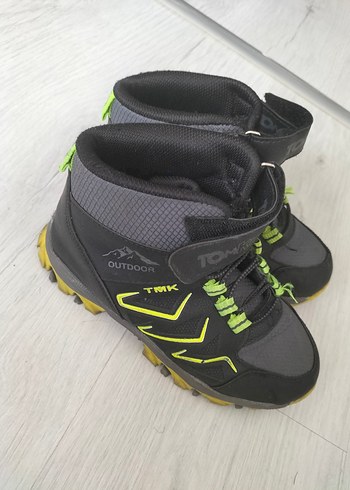 32 Beden sarı Renk Erkek Çocuk Spor Botu