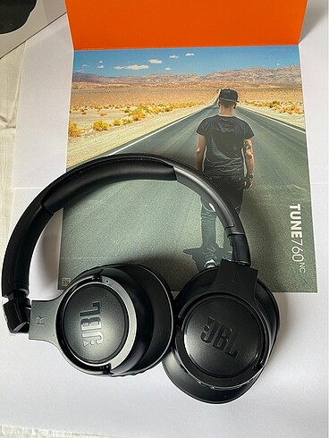 JBL TUNE 760 NC