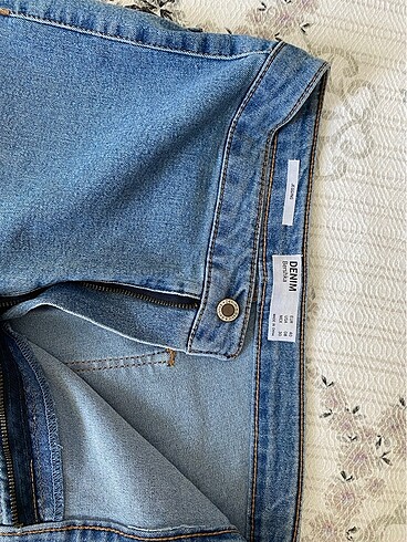 l Beden jean bershka