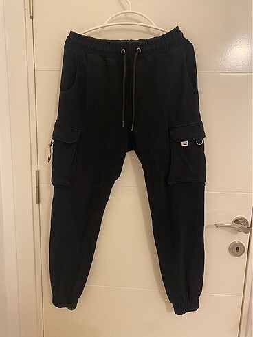 Bershka Kargo Esofman