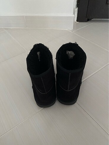 37 Beden ugg muadili bot