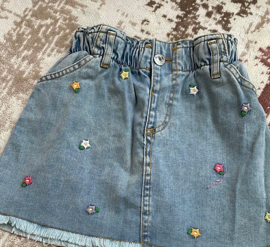 Nakışlı Düğmeli Kız jean etek yelek takım hiç giyilmemiş - Görsel 2