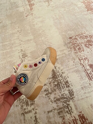 Zara Zara converse 23 no 4 yada 5 kez giyildi yeni yıkamaya fırsat bu