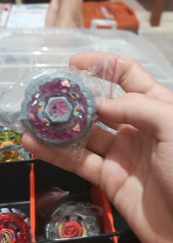 Renkli Çok Parçalı Aksiyon Figürü
