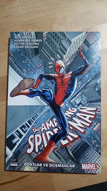 The Amazing Spider Man Vol 5 Cilt 2 Dostlar ve Düşmanlar