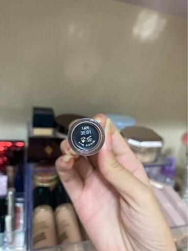 Milk Makeup Make up for ever kapatıcı