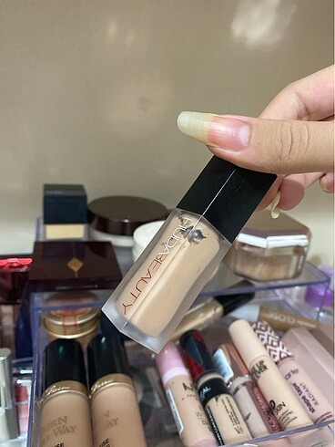 Huda beauty kapatıcı