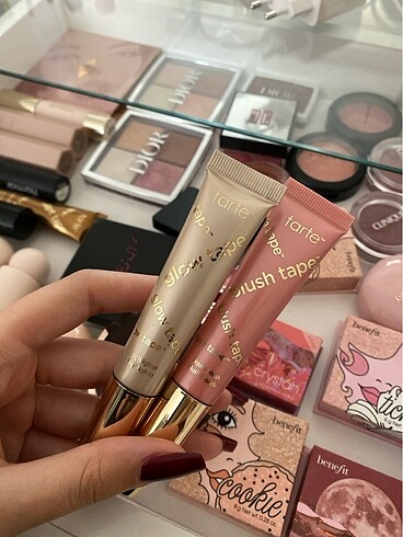 Tarte allık ve aydınlatıcı