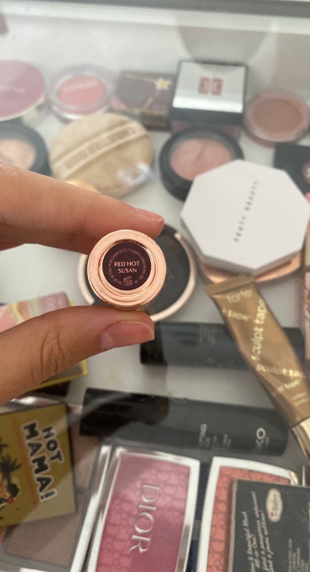 Charlotte Altın Renkli Leopar Desenli Ruj - Görsel 2