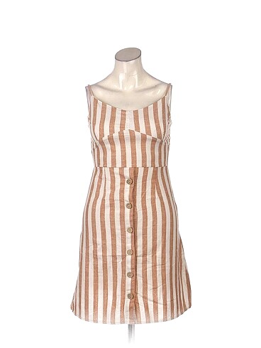 PreLoved Kısa Elbise %70 İndirimli.