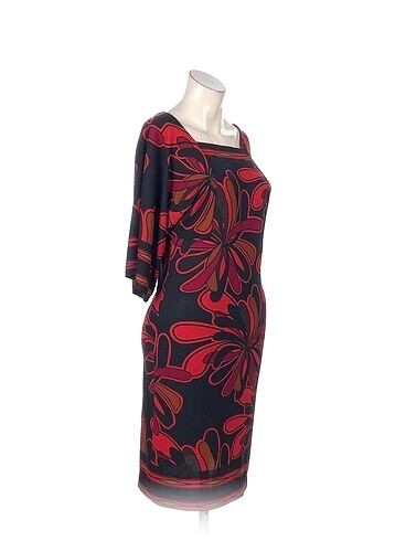 Vintage Love PreLoved Kısa Elbise %70 İndirimli.