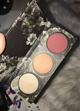Zoeva allık highlight paleti