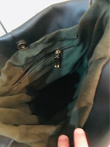 Siyah çanta - Görsel 3