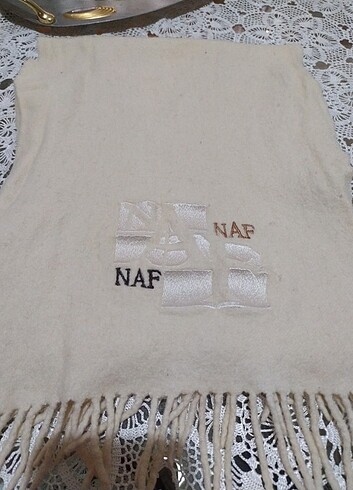  Beden NAF NAF yün atkı 