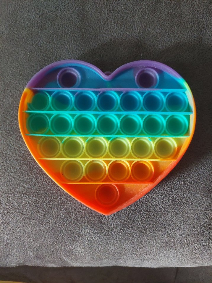 Renkli Kalp Şekilli Pop It Oyuncak - Görsel 2