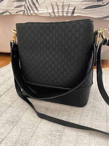  Beden Nas Bag Siyah Askılı Çanta