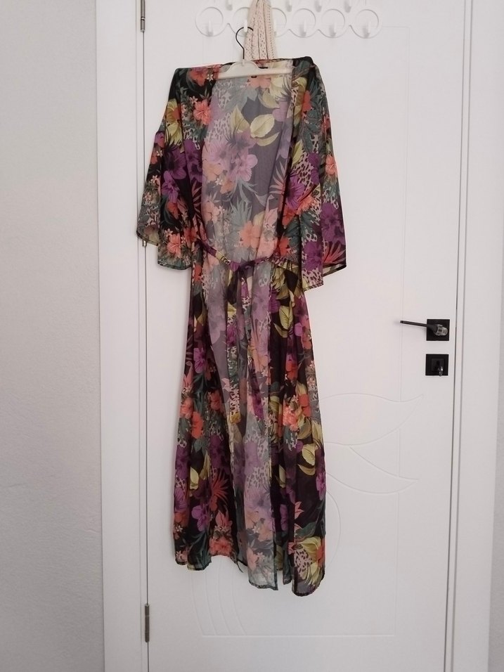 Çiçek Desenli  sahil giysisi - Görsel 4