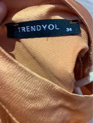 s Beden turuncu Renk Trendyol elbise