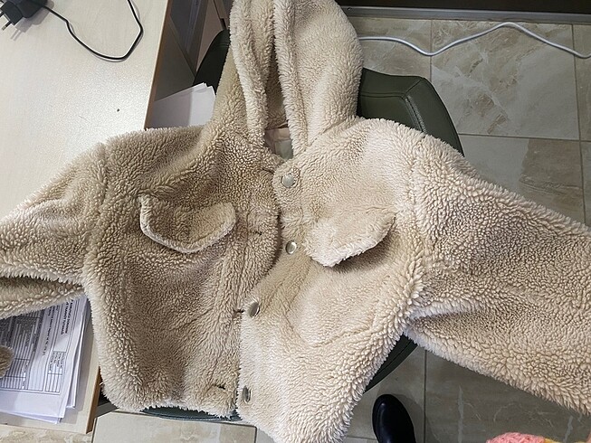 s Beden Pull Bear Peluş Mont